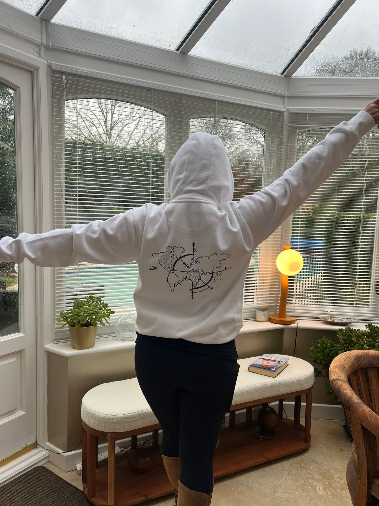 Chart - White compass logo Jumper